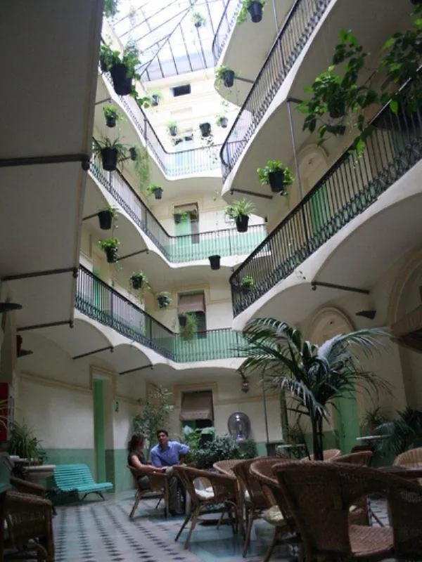 ברצלונה Hotel Peninsular
