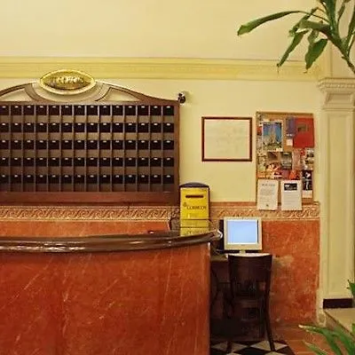 ברצלונה Hotel Peninsular